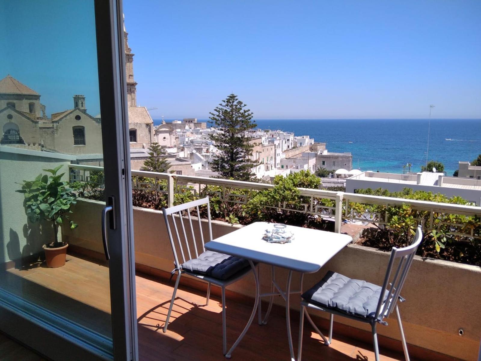 Un Passo Dal Mare - Luxury Home Monopoli Bagian luar foto